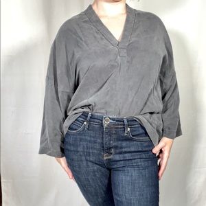 Gray flowy half sleeve shirt